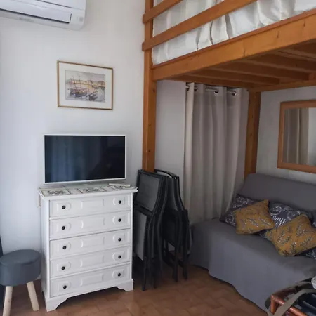 Studio De 2 Pieces, Calme, 1er Etage شقة بورت-فوندر